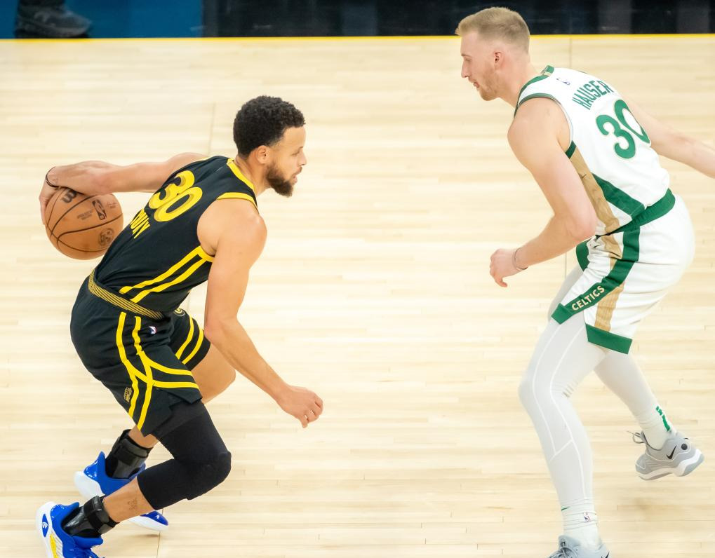 Golden State Warriors vs. Boston Celtics in the 2023-2024 NBA Best Regular Season