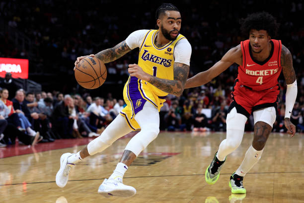 Lakers’ D’Angelo Russell Reflects on Team’s Struggles After Blowout Loss to Rockets