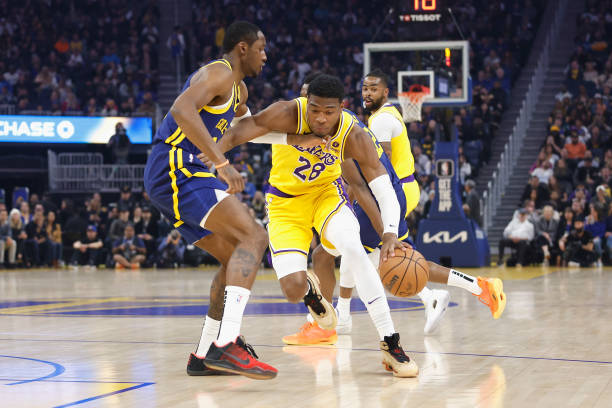 Los Angeles Lakers Face Crucial Pre-Playoff Challenge Against Top Western Conference Rivals