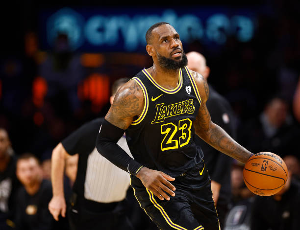 LeBron James Continues to Defy Critics in His 21st NBA Season