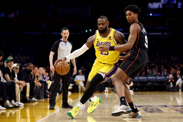 LeBron James Trade Rumors: Possible Lakers Exit Amidst Growing Speculation