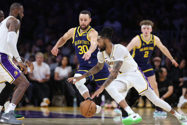 D’Angelo Russell Hits Record 3-Pointers, Earns Coach’s Praise in Lakers’ Dominant Win