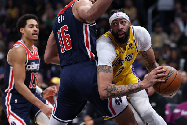 Anthony Davis’ Stellar Performance Propels Lakers to Victory